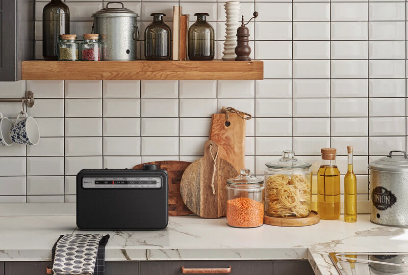 Philips Portable AM/FM Radio - Image 4