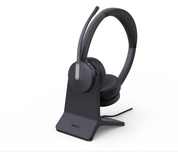 Yealink BH70 Bluetooth Wireless Dual Headset with Stand Teams USB-C/A, 3 mic noise cancellation Talk time up to 35h BT51 C Dongle with Type A Adapter