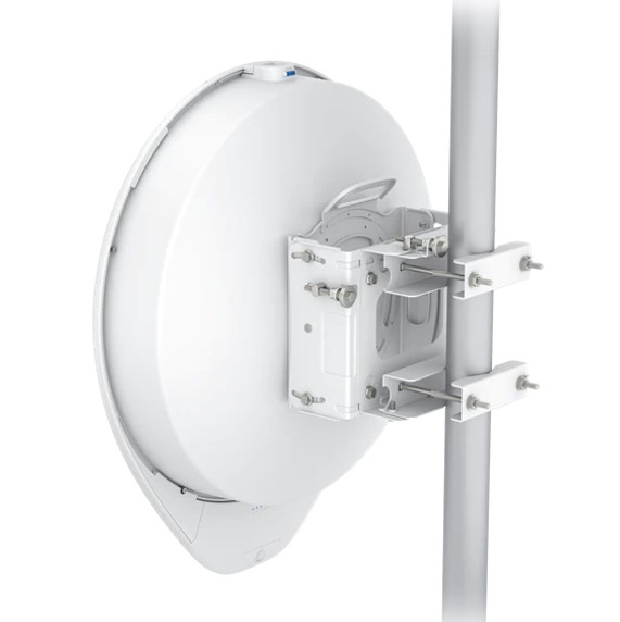 Ubiquiti airFiber 60 XG, 4+ km, multi-gigabit, 60 GHz bridge with SFP+ support, (1) GbE and (1) 10G SFP+ port, Precision Alignment Mount, - Image 3