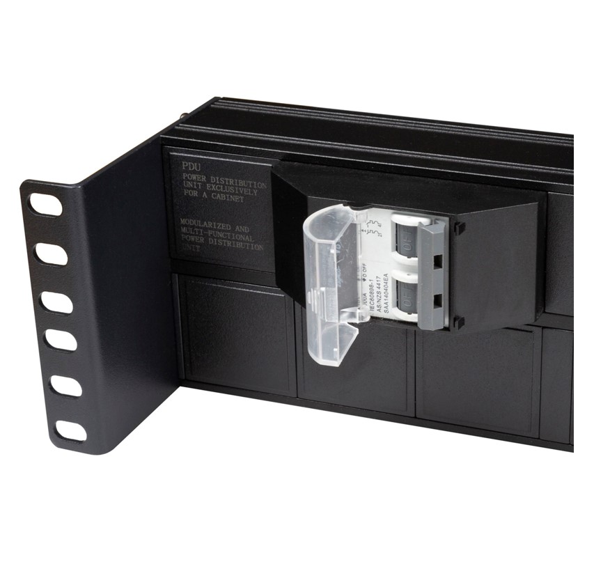 PowerShield Horizontal PDU with IEC C20 Input, 16 x C13, 4 x C19 outlets, provides reliable power distribution for horizontal installations - Image 2